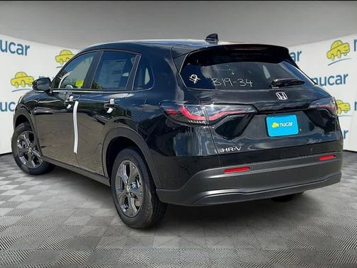Black 2026 Honda HR-V LX