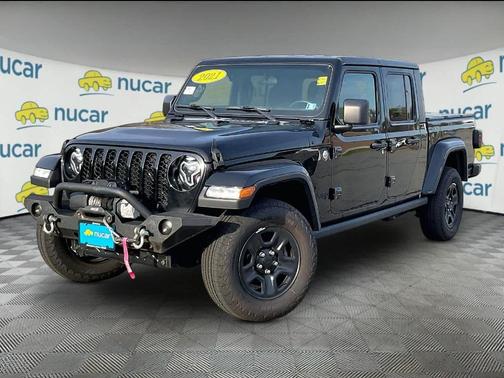 Black 2021 Jeep Gladiator Sport