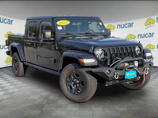 Black 2021 Jeep Gladiator Sport