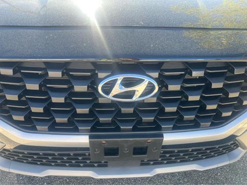 2022 Hyundai SANTA FE SE