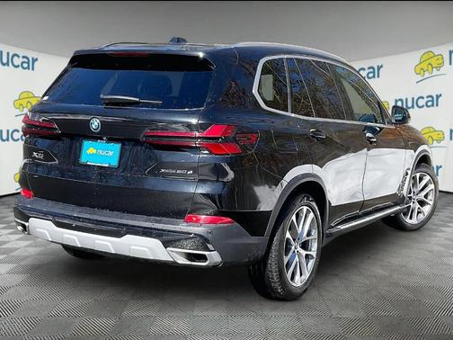 Black Sapphire Metallic 2025 BMW X5 PHEV xDrive50e