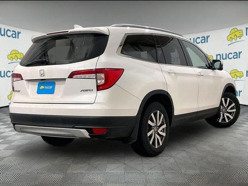 White 2021 Honda Pilot Black Edition