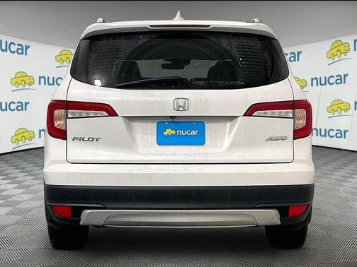 White 2021 Honda Pilot Black Edition