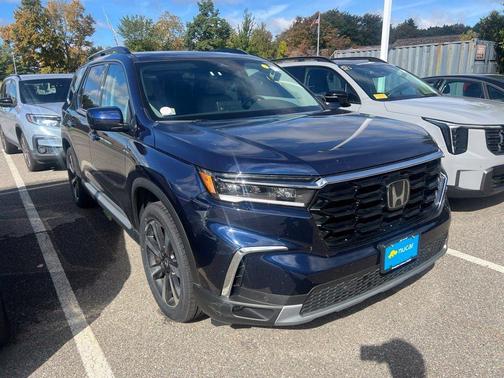 Blue 2024 Honda Pilot Touring