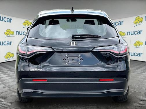 Black 2023 Honda HR-V LX