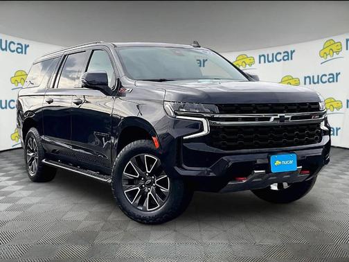 Dark Ash Metallic 2022 Chevrolet Suburban Z71