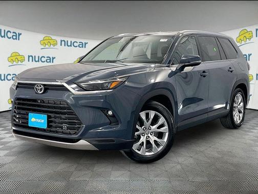 Gray 2025 Toyota Grand Highlander XLE