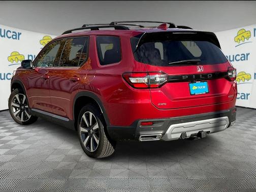 2024 Honda Pilot Touring