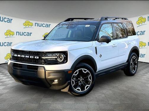 Oxford White 2025 Ford Bronco Sport Outer Banks