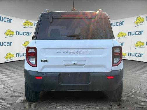 Oxford White 2025 Ford Bronco Sport Outer Banks