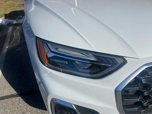 2024 Audi Q5 45 S line quattro Premium