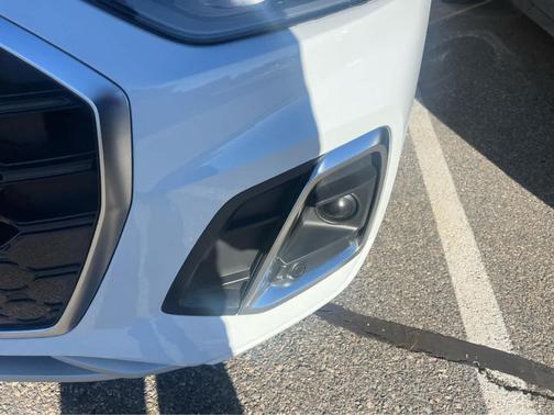 2024 Audi Q5 45 S line quattro Premium