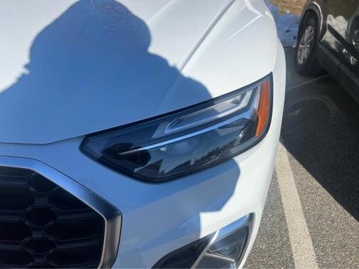 2024 Audi Q5 45 S line quattro Premium