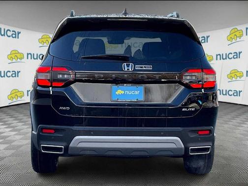 2025 Honda Pilot Elite