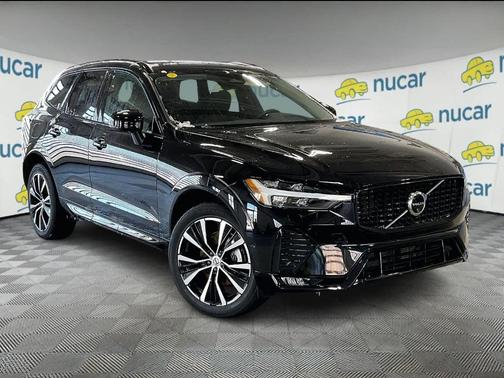 2024 Volvo XC60 B5 Plus Dark Theme