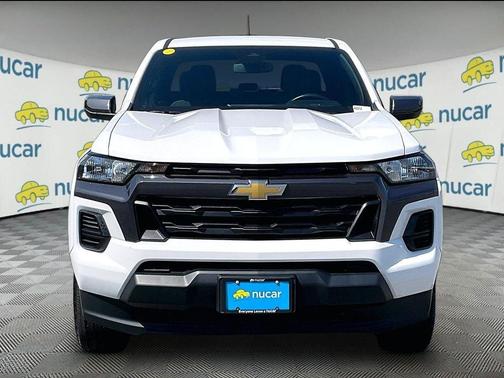 White 2023 Chevrolet Colorado LT