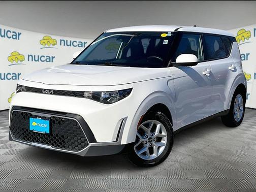 2023 Kia Soul LX