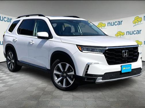 Platinum White Pearl 2023 Honda Pilot Elite