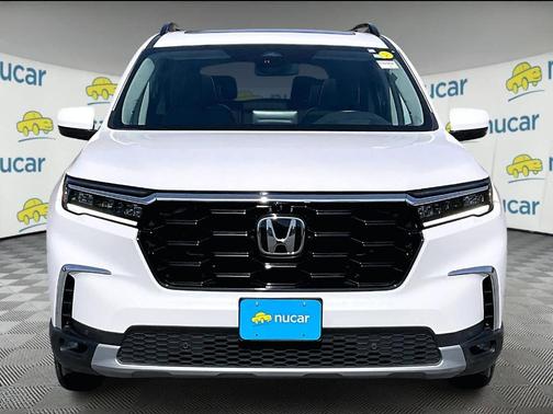 Platinum White Pearl 2023 Honda Pilot Elite