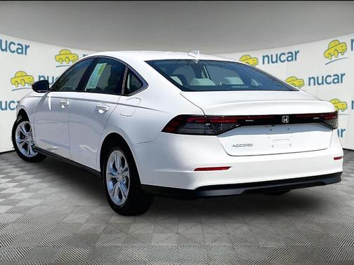 Platinum White Pearl 2023 Honda Accord LX