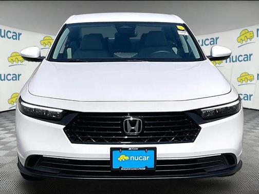 Platinum White Pearl 2023 Honda Accord LX