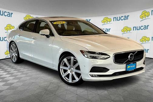 2017 Volvo S90 T6 Momentum
