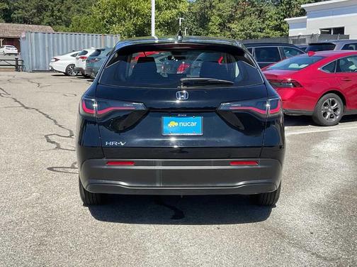 Black 2023 Honda HR-V LX