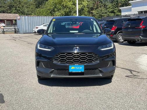 Black 2023 Honda HR-V LX