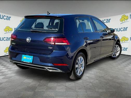 2018 Volkswagen Golf TSI S