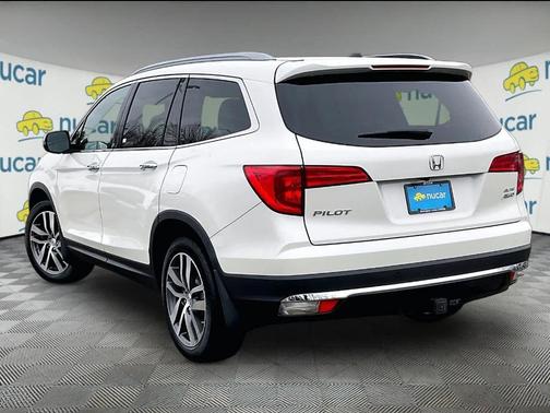 2017 Honda Pilot Elite