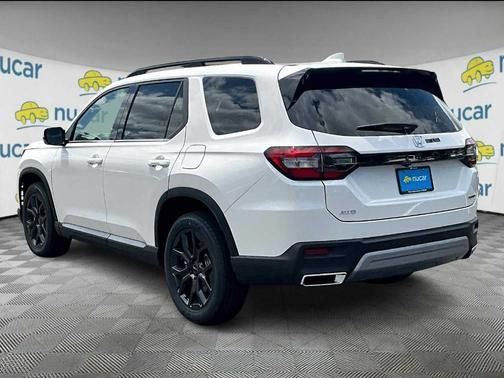 2025 Honda Pilot Touring+