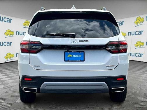 2025 Honda Pilot Touring+