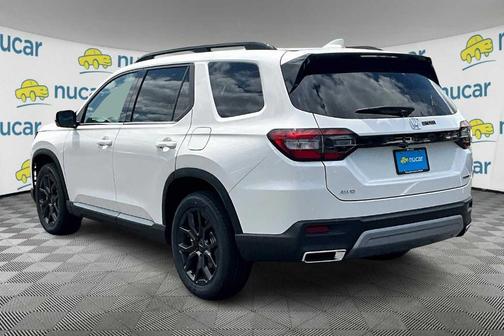 2025 Honda Pilot Touring+