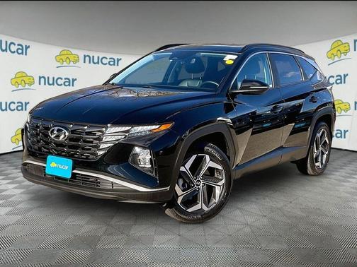 Black 2023 Hyundai TUCSON SEL