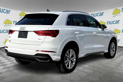 2024 Audi Q3 45 S line Premium