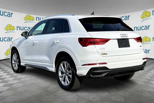 2024 Audi Q3 45 S line Premium