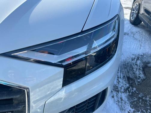 2022 Audi Q8 55 Premium Plus