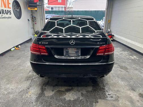 2011 Mercedes-Benz E-Class E 350 4MATIC Sedan 4D