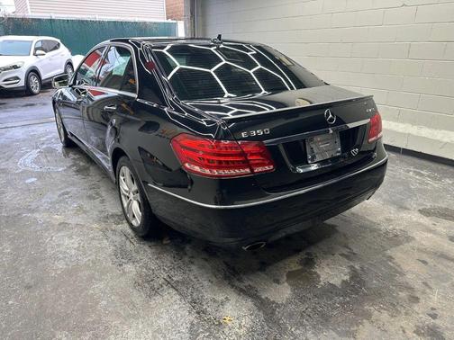 2011 Mercedes-Benz E-Class E 350 4MATIC Sedan 4D