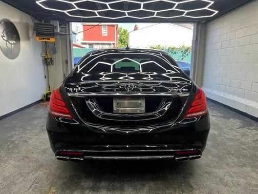 Black 2015 Mercedes-Benz S-Class 4MATIC
