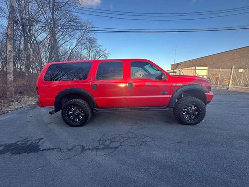 2003 Ford Excursion XLT
