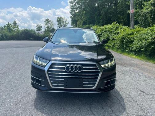 2019 Audi Q7 55 Prestige