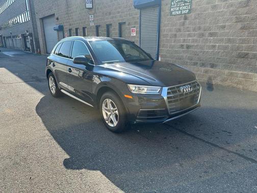 2019 Audi Q5 45 Premium