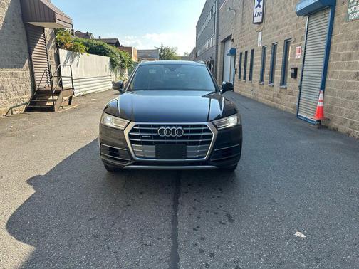 2019 Audi Q5 45 Premium