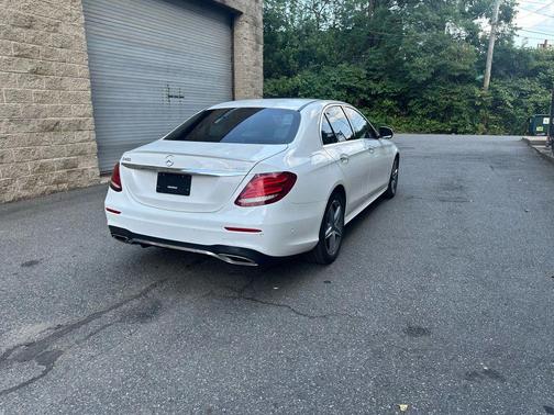 2019 Mercedes-Benz E-Class 4MATIC