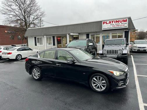 2015 INFINITI Q50 Premium