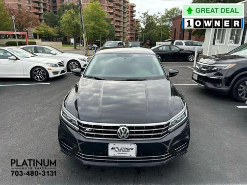 2018 Volkswagen Passat 2.0T R-Line
