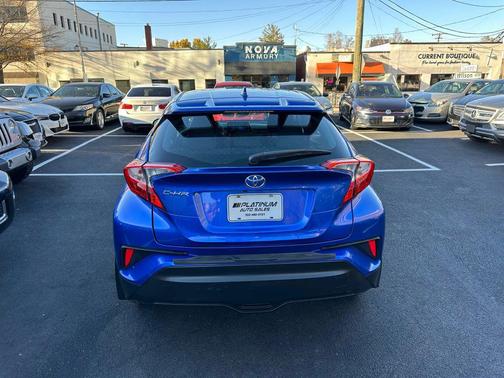 2018 Toyota C-HR XLE Premium Sport Utility 4D