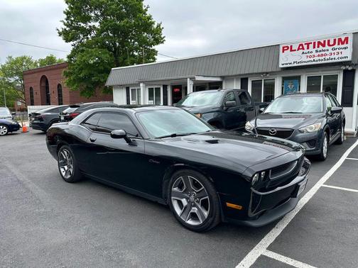Black 2012 Dodge Challenger R/T
