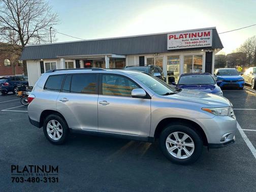 2013 Toyota Highlander SE